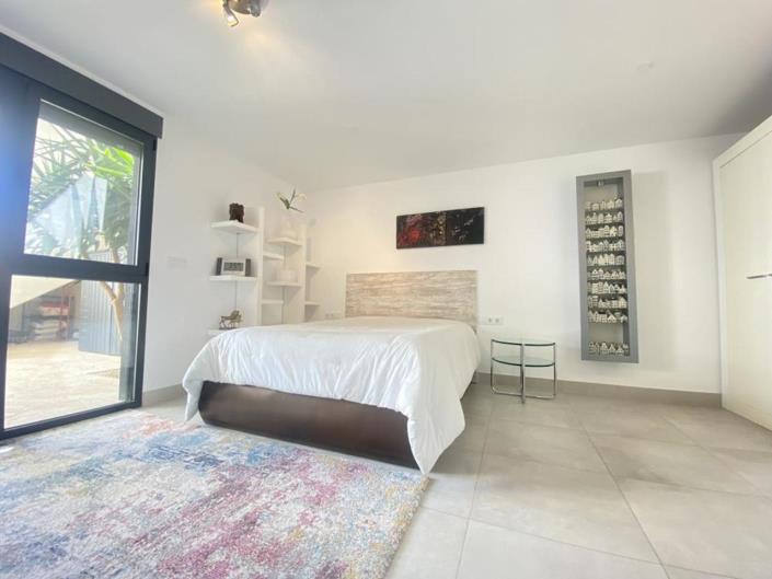 Image No.22-4 Bed Villa for sale