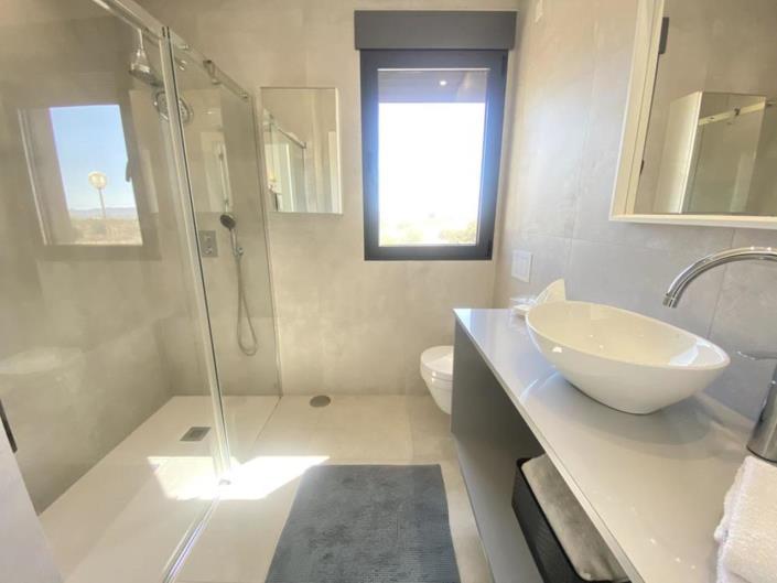 Image No.39-4 Bed Villa for sale