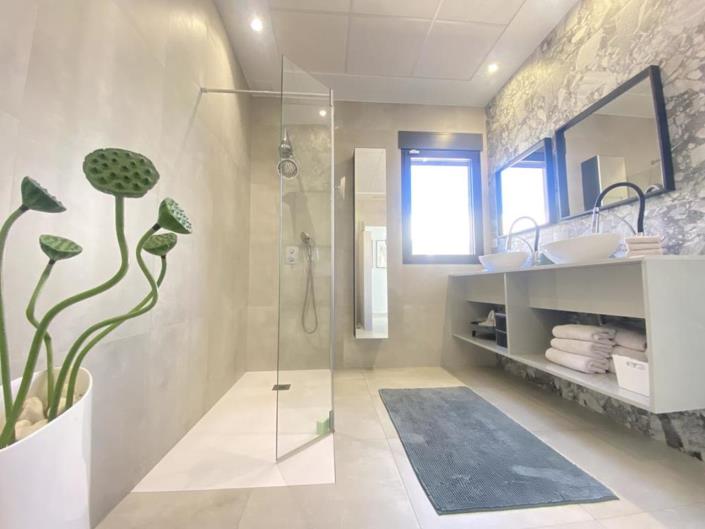 Image No.41-4 Bed Villa for sale