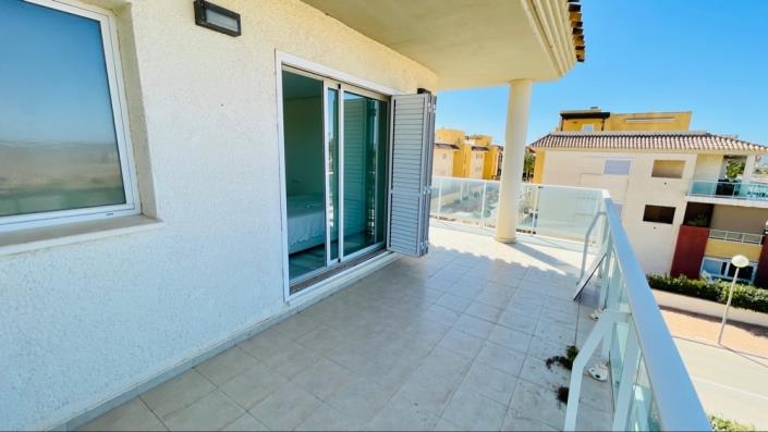 Image No.37-3 Bed Penthouse for sale