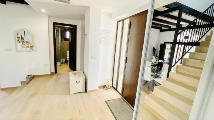 Image No.7-4 Bed Villa for sale