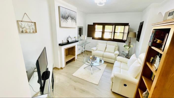 Image No.12-4 Bed Villa for sale