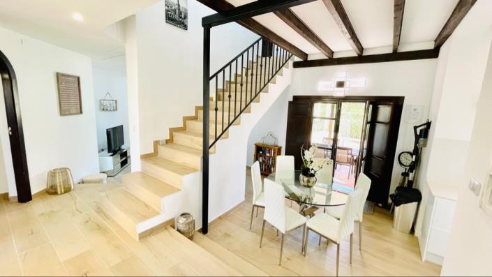 Image No.13-4 Bed Villa for sale