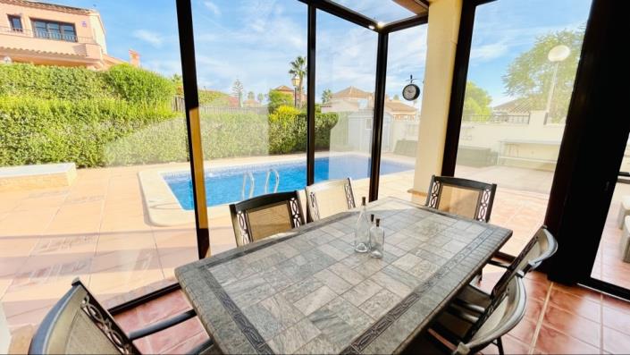 Image No.23-4 Bed Villa for sale