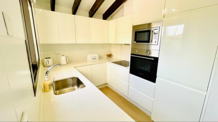 Image No.24-4 Bed Villa for sale