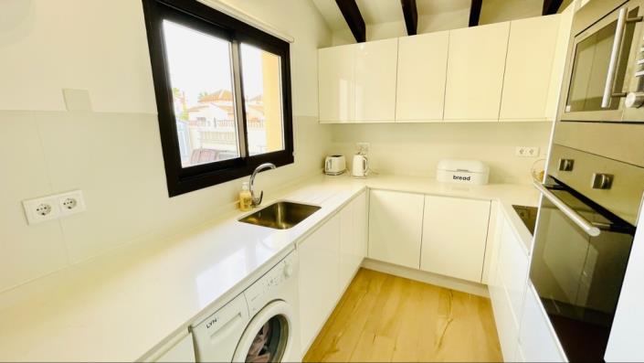 Image No.25-4 Bed Villa for sale