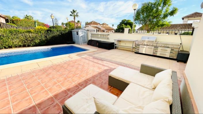 Image No.31-4 Bed Villa for sale