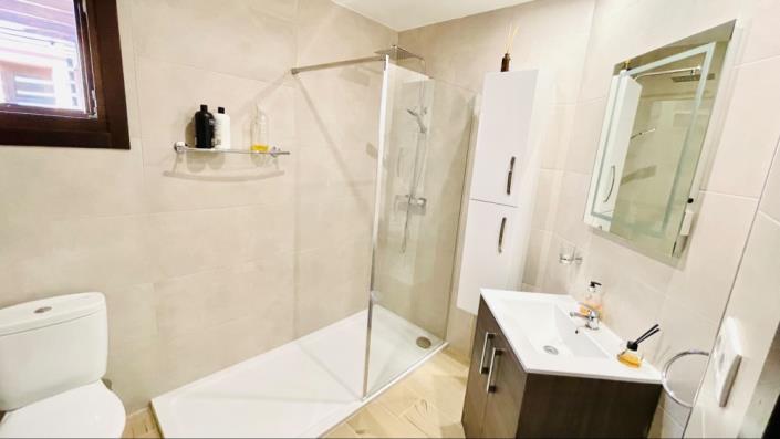 Image No.39-4 Bed Villa for sale