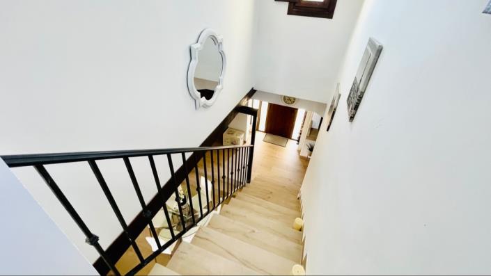 Image No.44-4 Bed Villa for sale