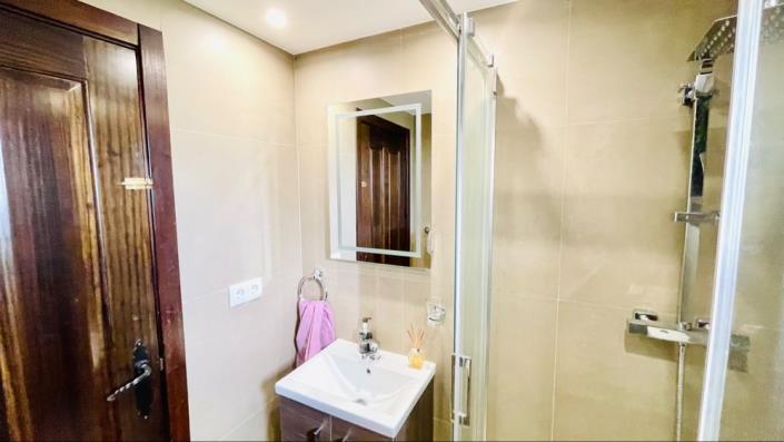 Image No.45-4 Bed Villa for sale