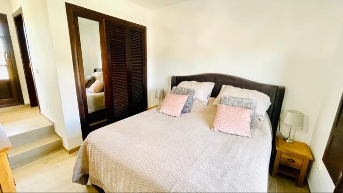 Image No.54-4 Bed Villa for sale