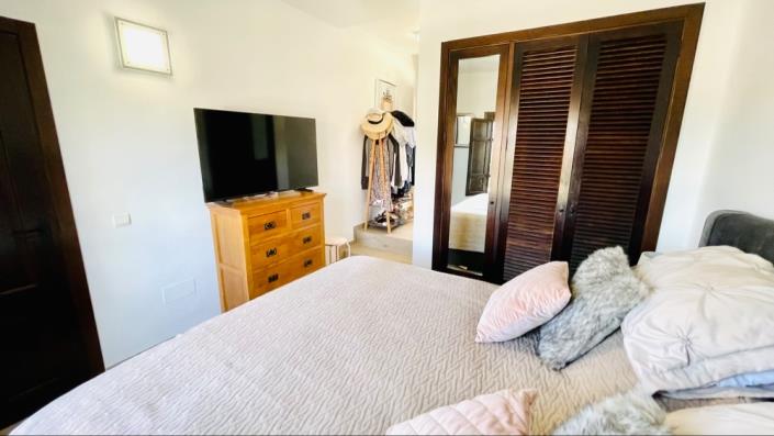 Image No.57-4 Bed Villa for sale