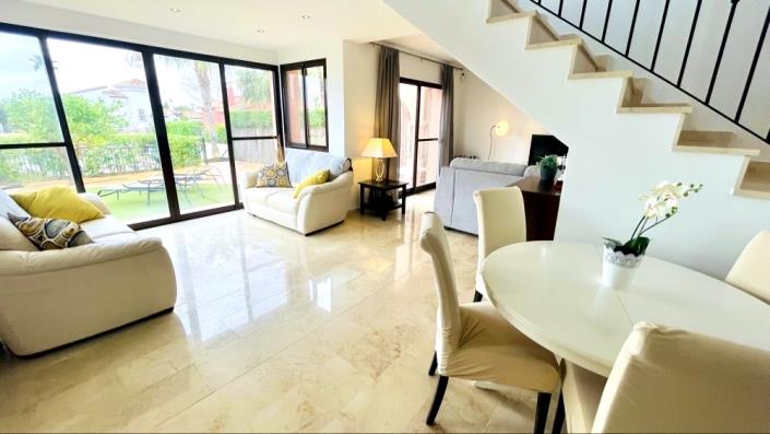 Image No.12-3 Bed Villa for sale