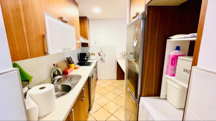 Image No.16-2 Bed Apartment for sale