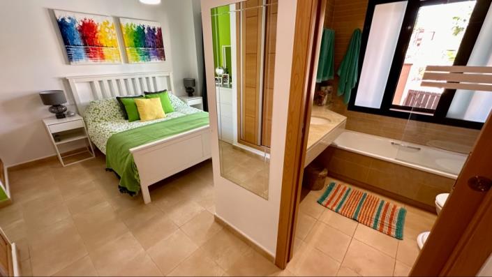 Image No.23-2 Bed Apartment for sale