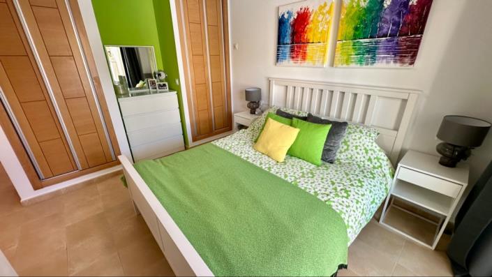 Image No.25-2 Bed Apartment for sale