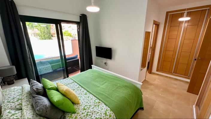 Image No.27-2 Bed Apartment for sale