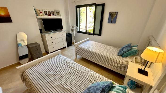 Image No.37-2 Bed Apartment for sale