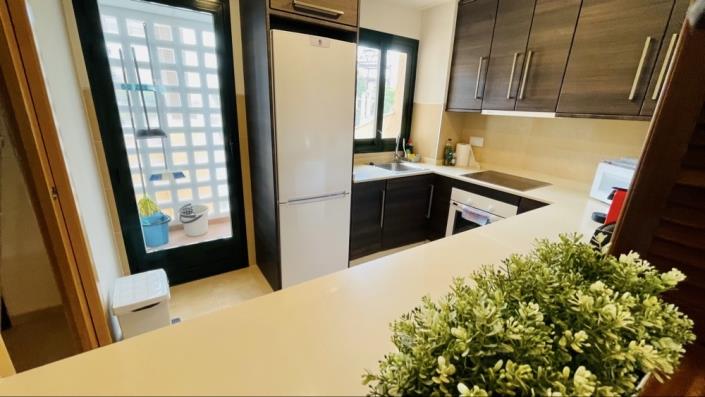 Image No.5-2 Bed Apartment for sale