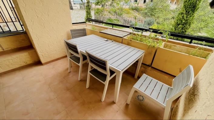 Image No.12-2 Bed Apartment for sale