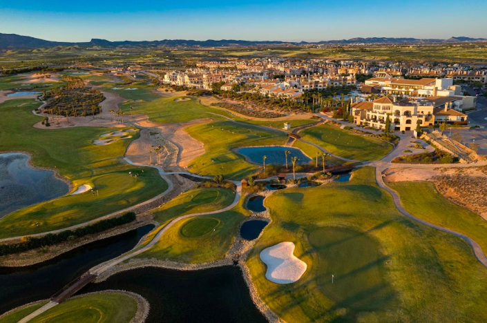 Image No.24-3 Bed Villa for sale