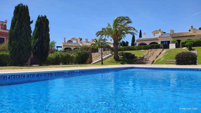 Hacienda del Alamo, Villa
