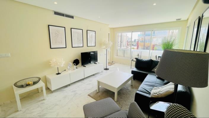 Image No.8-3 Bed Apartment for sale