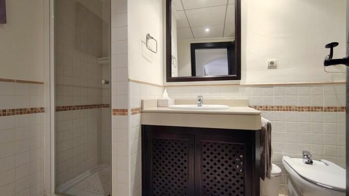 Image No.4-2 Bed Villa for sale