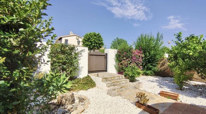 Image No.10-2 Bed Villa for sale