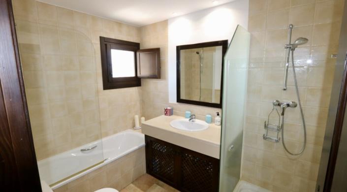 Image No.15-Villa de 4 chambres à vendre à Hacienda del Alamo