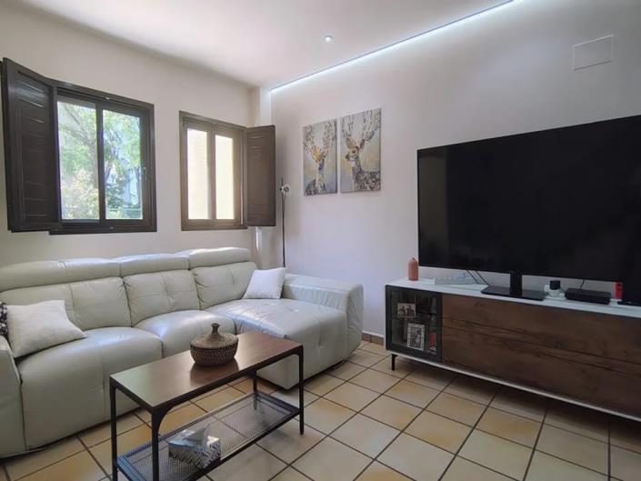 Image No.9-3 Bed Villa for sale