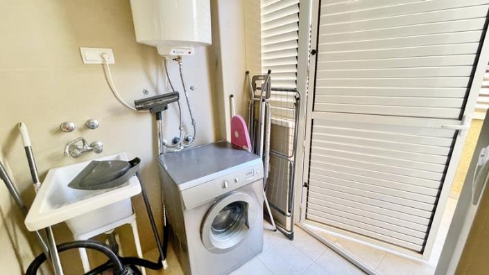 Image No.37-2 Bed Apartment for sale