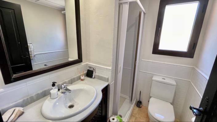 Image No.25-3 Bed Villa for sale