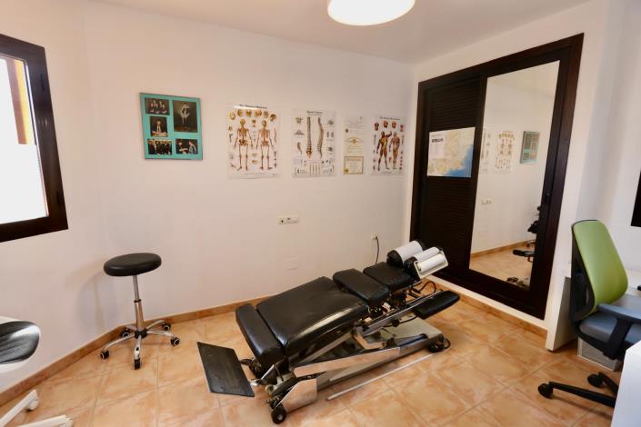 Image No.19-3 Bed Villa for sale