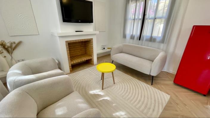 Image No.9-1 Bed Villa for sale