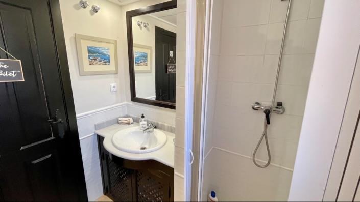 Image No.26-3 Bed Villa for sale