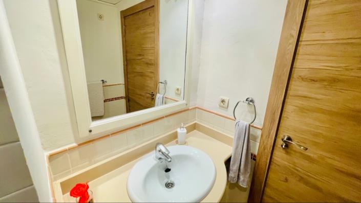 Image No.42-3 Bed Villa for sale