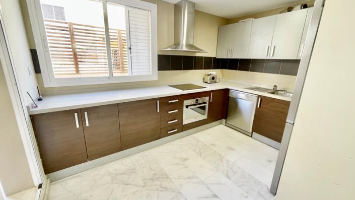 Image No.10-2 Bed Apartment for sale