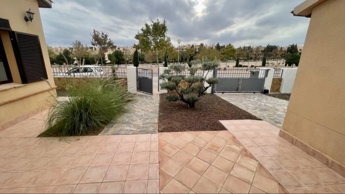 Image No.10-3 Bed Villa for sale