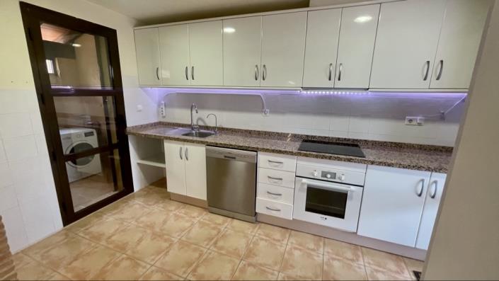 Image No.14-3 Bed Villa for sale