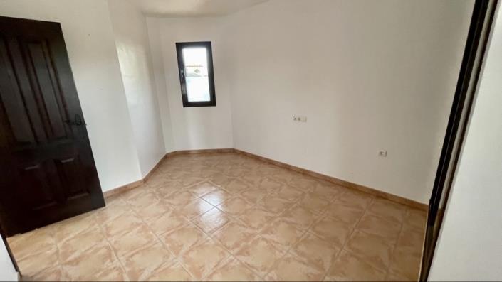 Image No.37-3 Bed Villa for sale