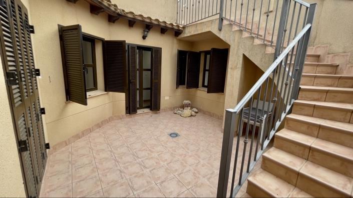 Image No.39-3 Bed Villa for sale