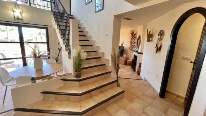 Image No.4-3 Bed Villa for sale