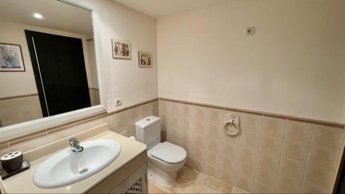 Image No.28-3 Bed Villa for sale