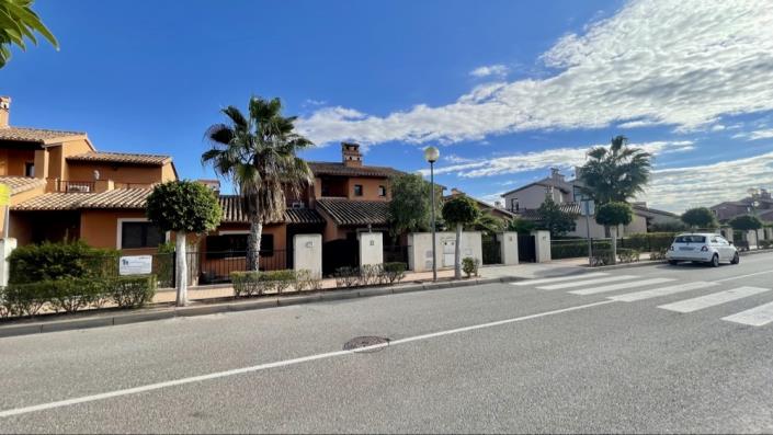 Image No.51-3 Bed Villa for sale