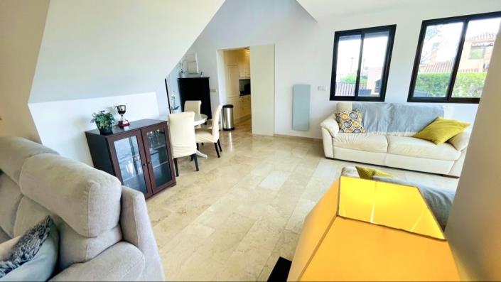 Image No.7-3 Bed Villa for sale