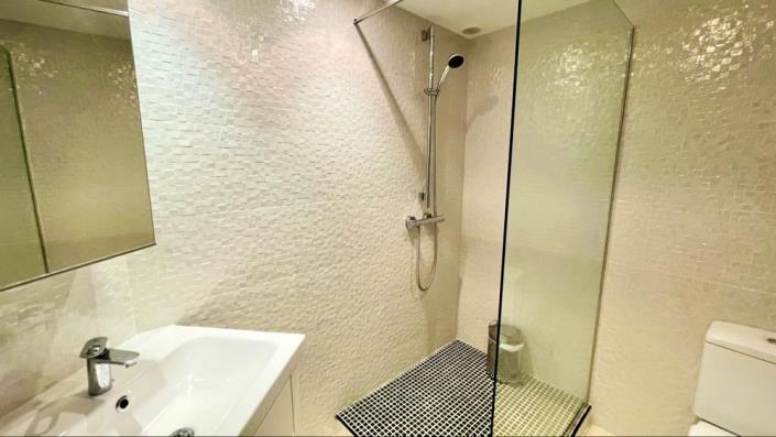 Image No.26-3 Bed Villa for sale