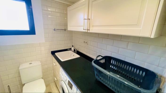 Image No.32-3 Bed Villa for sale