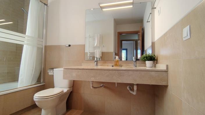 Image No.12-3 Bed Apartment for sale