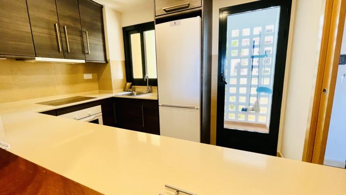 Image No.8-2 Bed Apartment for sale